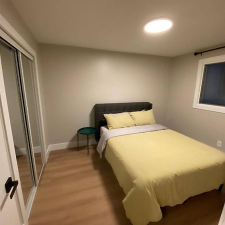 Central 2Br Near Unveristy And Whyte Ave Edmonton Buitenkant foto