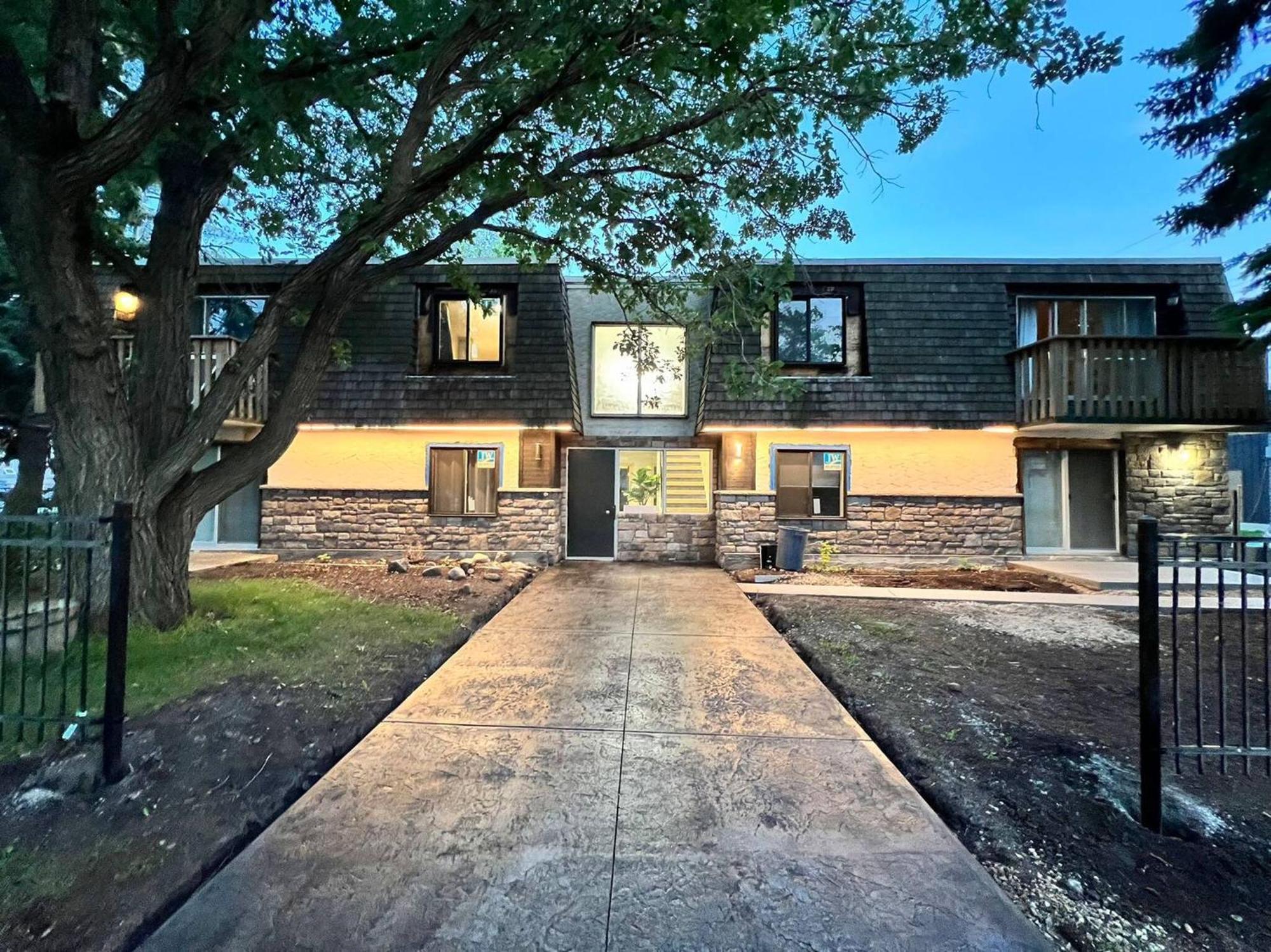 Central 2Br Near Unveristy And Whyte Ave Edmonton Buitenkant foto